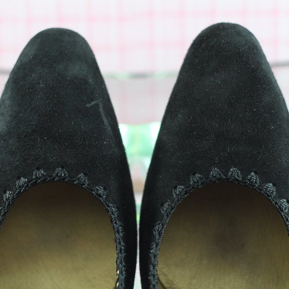Davids Black Suede Pumps - Picture 10 of 16